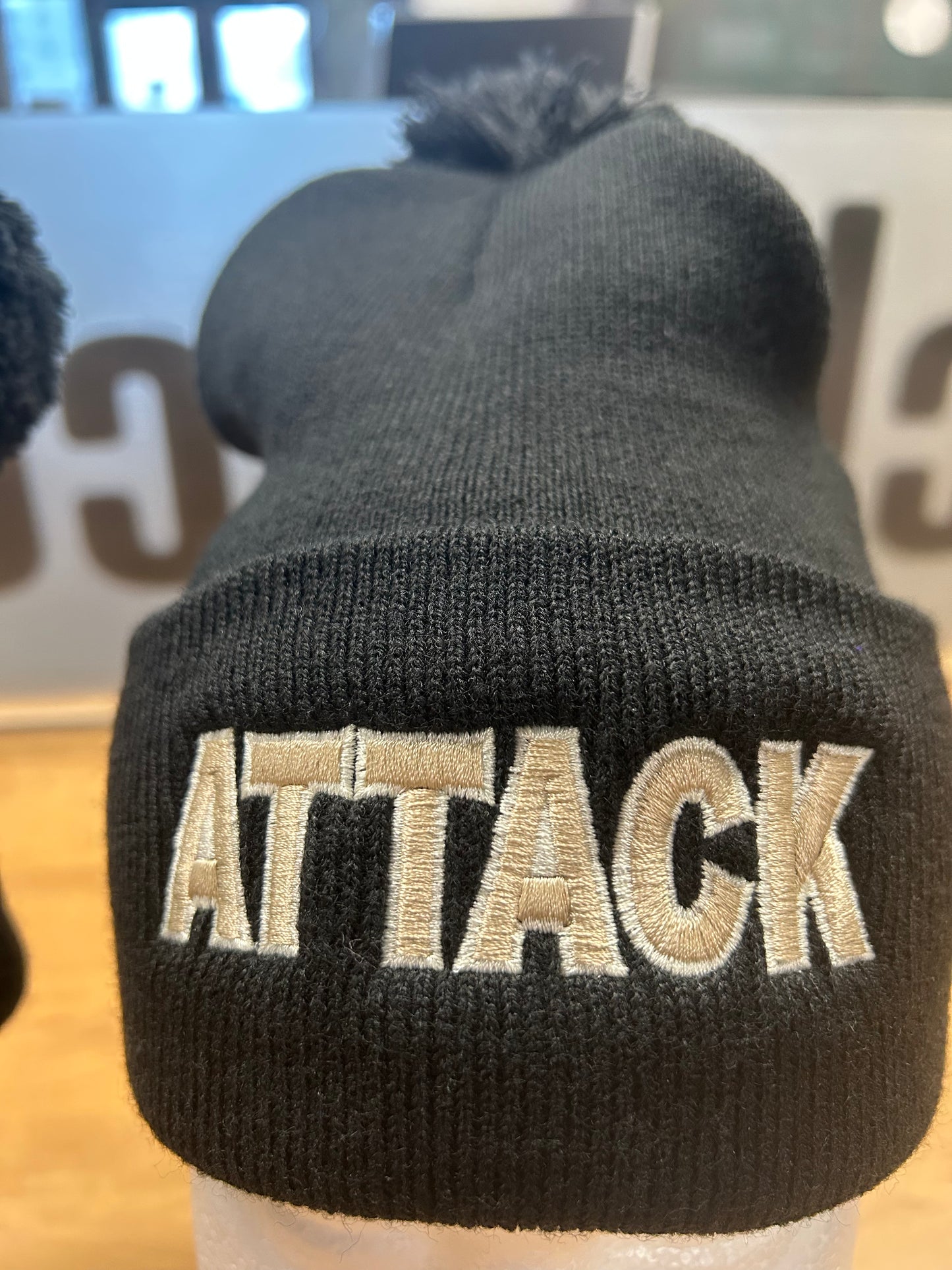 Attack Black Pom Pom Toques
