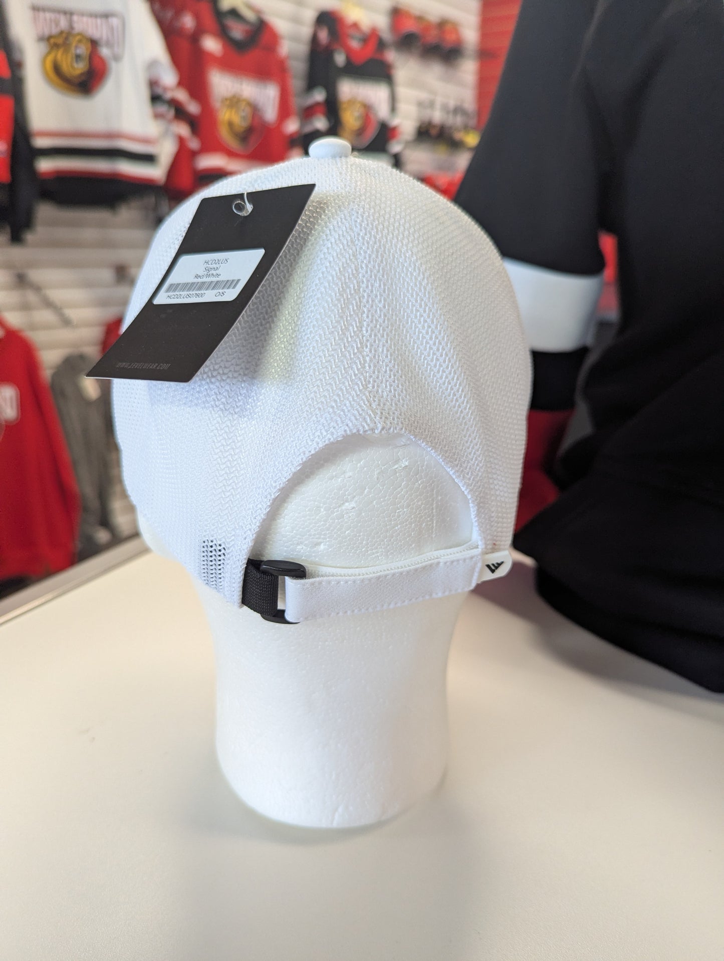 Levelwear Attack Retro Trucker Hats